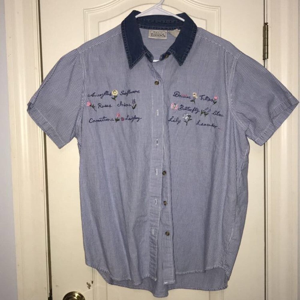 Striped Denim Collar Button-up with Embroidery